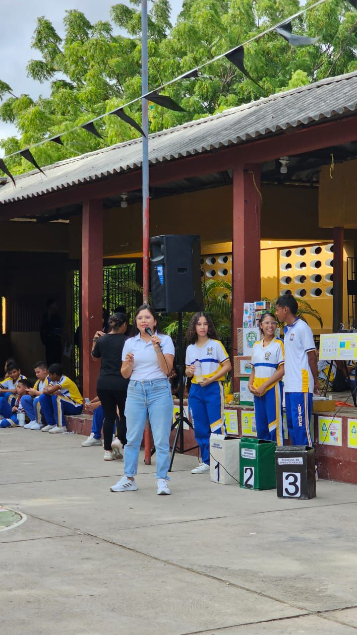 Desarrollaron jornada pedagógica en la Institución Educativa Isabel María Cuesta de Riohacha