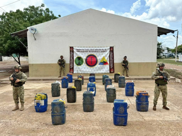 Incautan 300 galones de gasolina de contrabando en la Alta Guajira