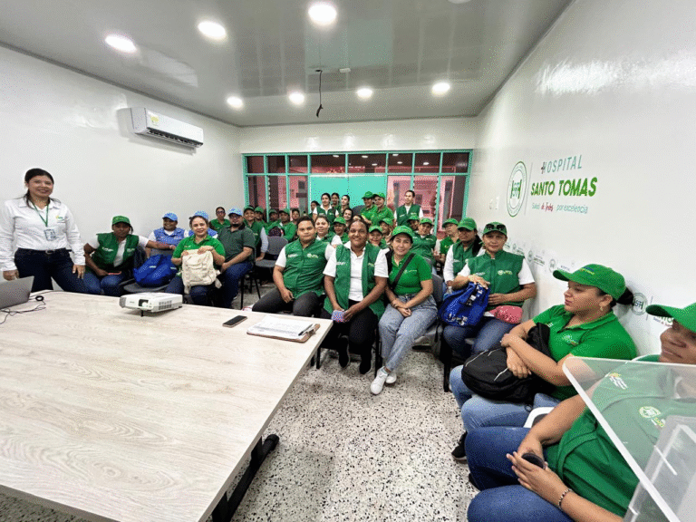 Realizaron taller de residuos sólidos con patrulleros ambientales y el sector salud en Villanueva