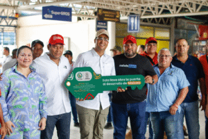 Gobernador entrega recursos para ejecución de obras estratégicas en Maicao que ponen fin a problemáticas de más de dos décadas