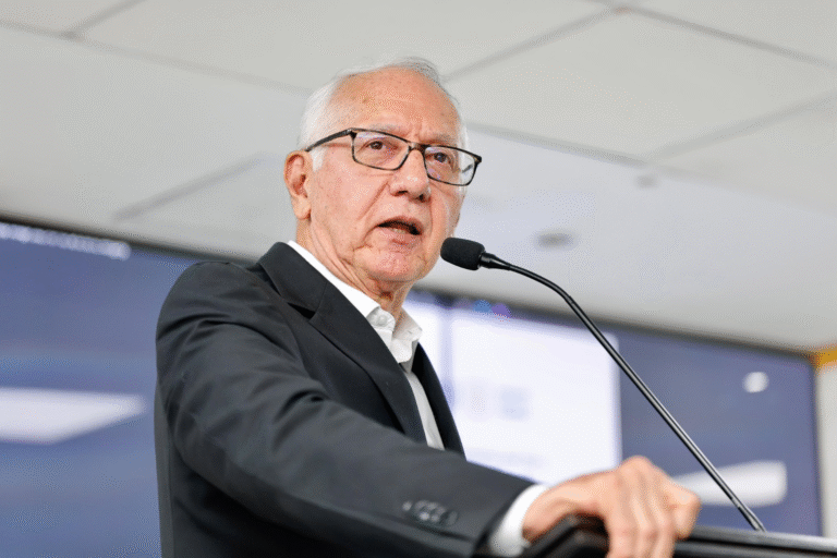 Ministro de Salud, Guillermo Alfonso Jaramillo