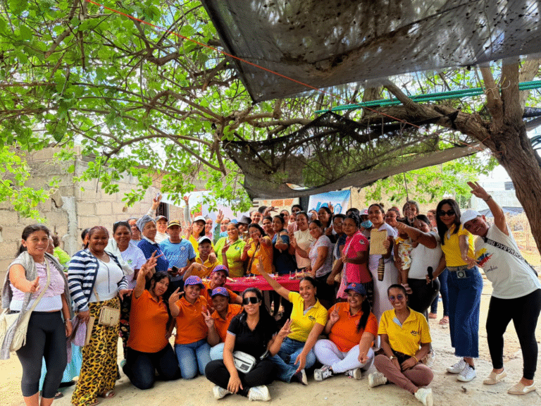 Proyecto ‘Networking para Emprendedoras’ fortalece a 60 mujeres migrantes, retornadas y de acogida en La Guajira