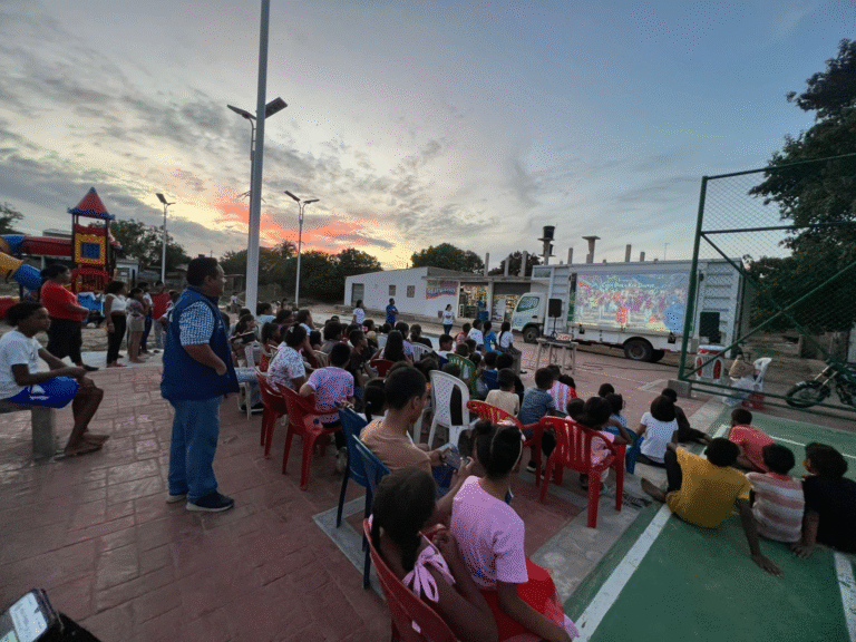 Realizaron cine ambiental en Villa Campo Alegre de Riohacha