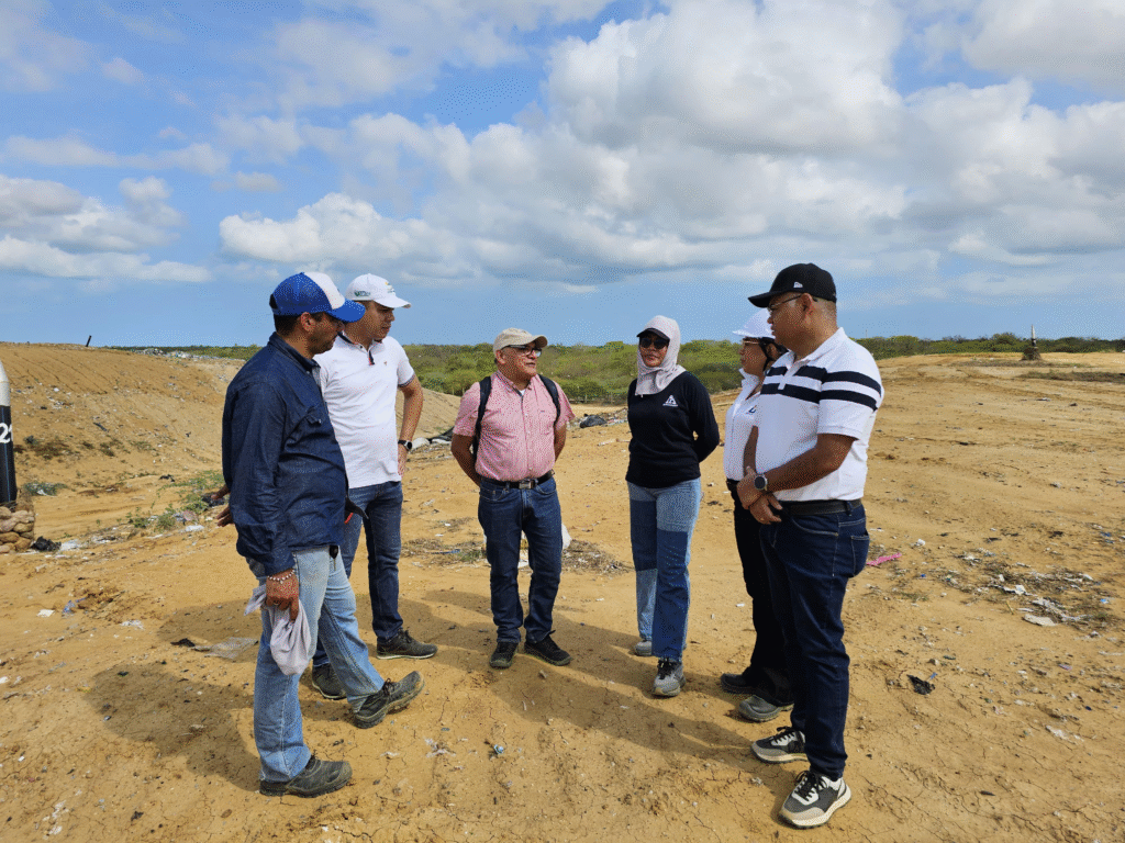 Corpoguajira inspecciona celda transitoria de residuos sólidos en Riohacha