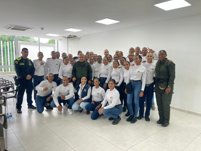 Defensoría del Pueblo fortalece capacidades de la Policía Nacional en prevención de violencias basadas en género en La Guajira