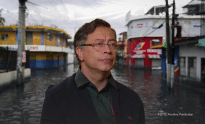 La Tormenta Melissa y la Ñáñara de Petro: Un Huracán de Miedos y Memes