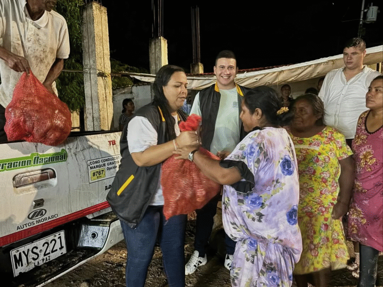 Prosperidad Social entregó alimentos a comunidades vulnerables en Riohacha