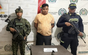 Detienen en San Juan del Cesar a alias ‘El Cabezón’, señalado jefe urbano del EGC