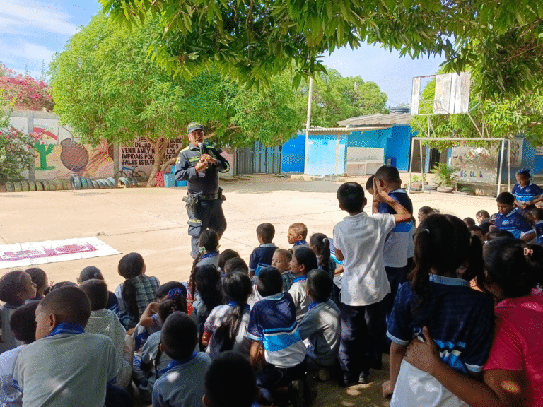 Policía de Infancia y Adolescencia desarrolla jornada de prevención contra el abuso infantil en Riohacha