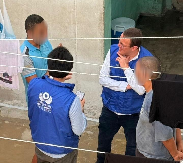 Defensoría del Pueblo realiza brigada jurídica en el Centro de Detención Transitoria de Riohacha