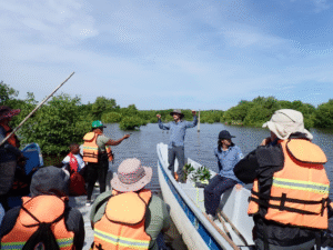 Corpoguajira participa en intercambio de experiencias sobre restauración ecológica y monitoreo comunitario de manglares