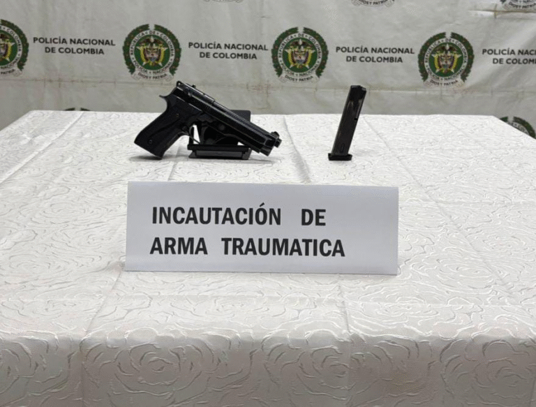 Policía incauta dos pistolas traumáticas en diferentes barrios de Hatonuevo