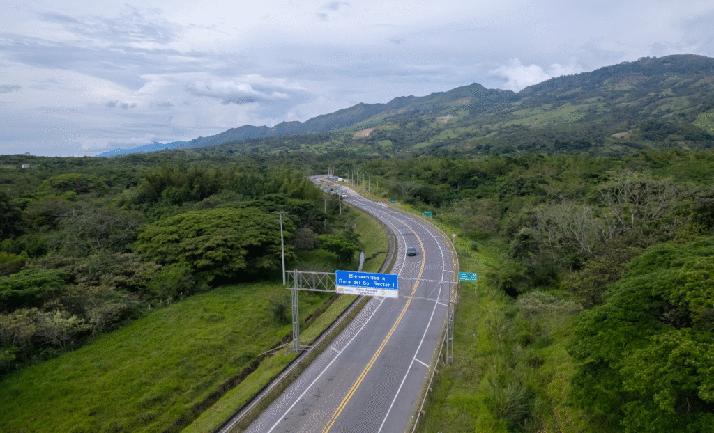 Ruta del Sol, sin ley y sin dolientes