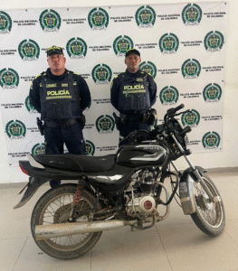 Policía recuperó motocicleta robada tras persecución en el barrio La Mano de Dios de Riohacha