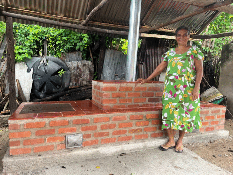 Corpoguajira ha entregado 736 estufas ecoeficientes de las 1.200 proyectadas para este año