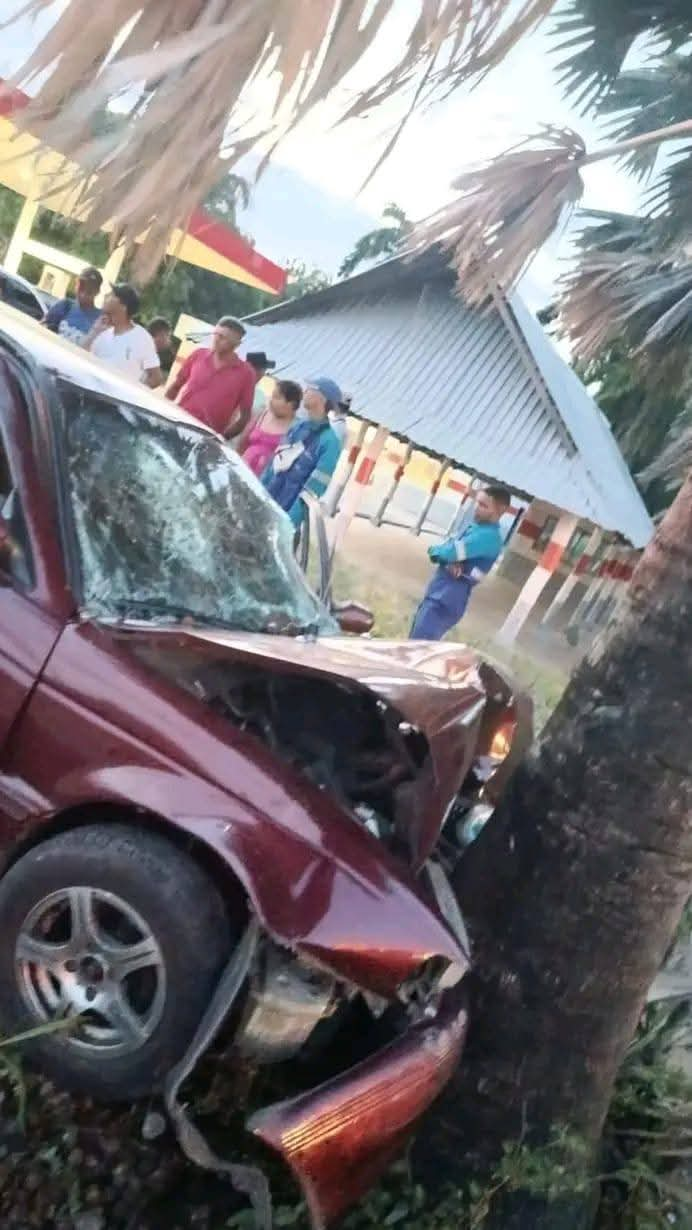 Dos personas murieron en choque de vehículo contra una palmera en La Jagua del Pilar