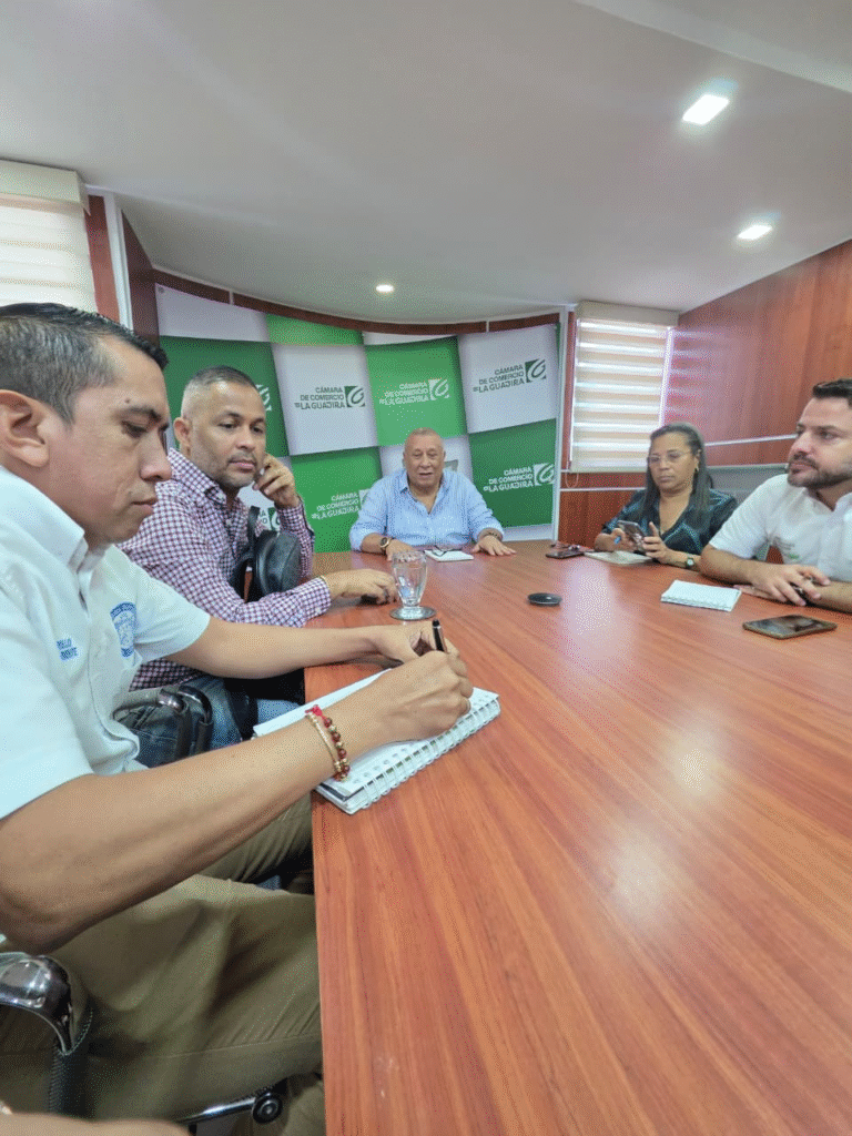 Gobierno de Jaime Buitrago lideró importante encuentro con directivas de la Cámara de Comercio de La Guajira