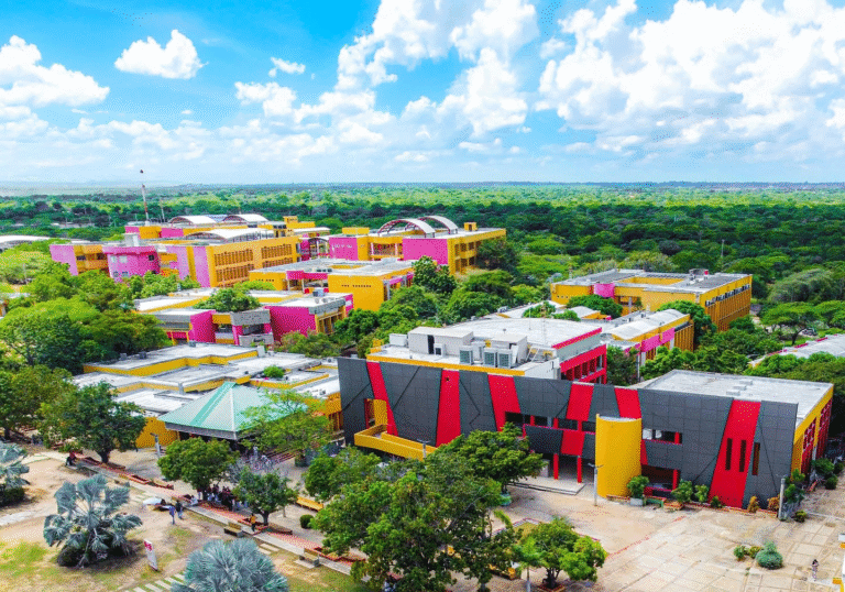 Universidad de La Guajira conmemora 49 años de historia, crecimiento y excelencia académica