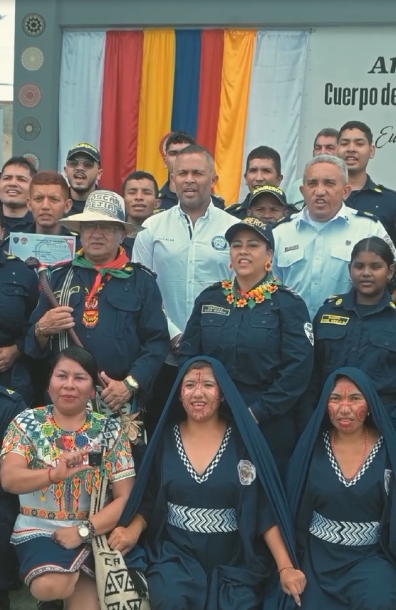 Uribia rindió homenaje a sus bomberos en su día nacional