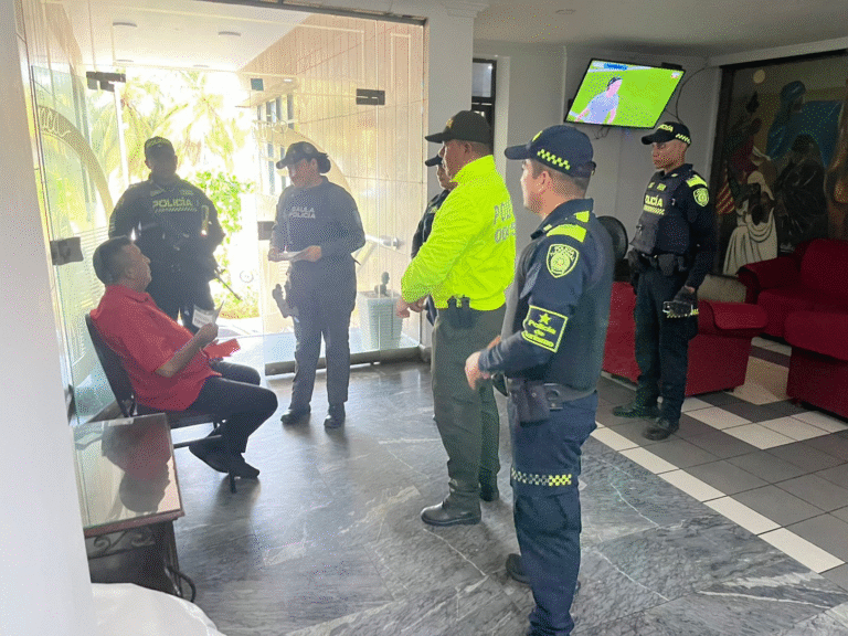Policía Nacional fortalece campañas de prevención contra la extorsión en Riohacha
