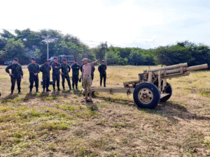 Fuerzas Militares fortalecen entrenamiento de 165 alumnos del Curso Comando en La Guajira