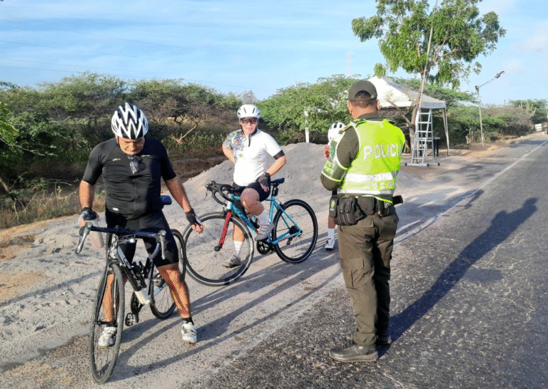 Policía Nacional refuerza la seguridad en la Troncal del Caribe entre Riohacha y Paraguachón